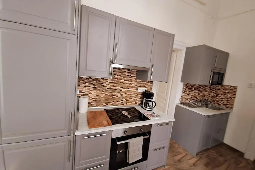 Heart Of Budapest Apartment